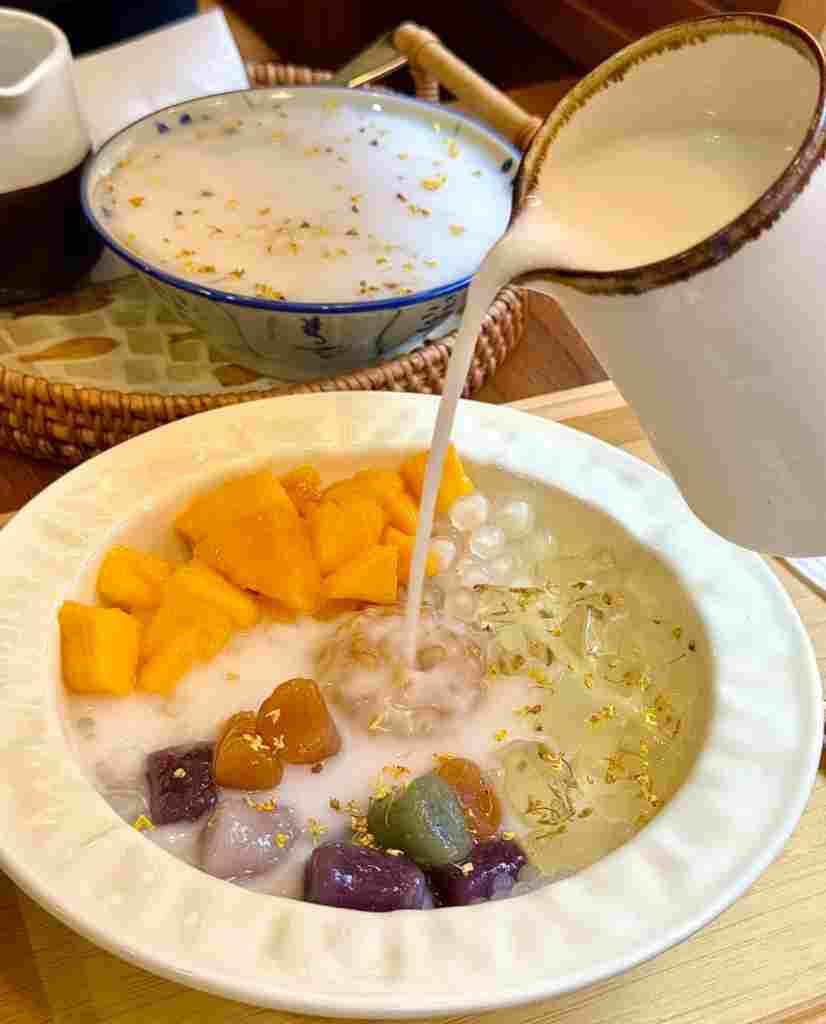 国内品牌扎堆上新的“糖水”，能否复刻到海外？